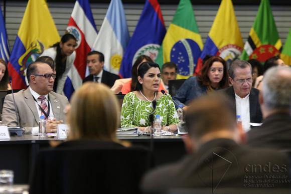Ministros De Ambiente Culminan Reunión Preparatoria Para La COP21 Con El Desafío De Invertir Las Emisiones