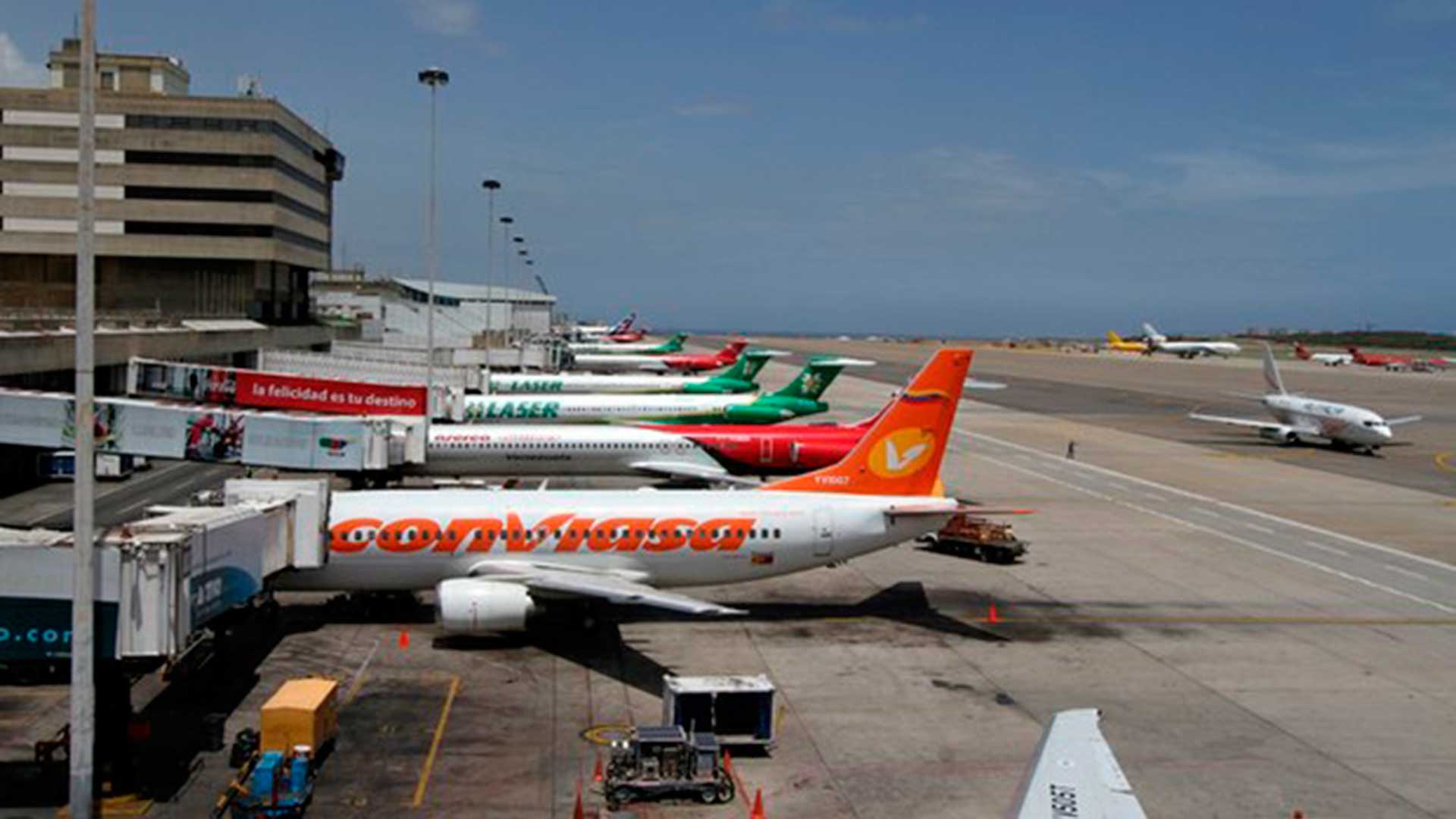 Venezuela extiende restricciones de vuelos al menos hasta el 12 de octubre