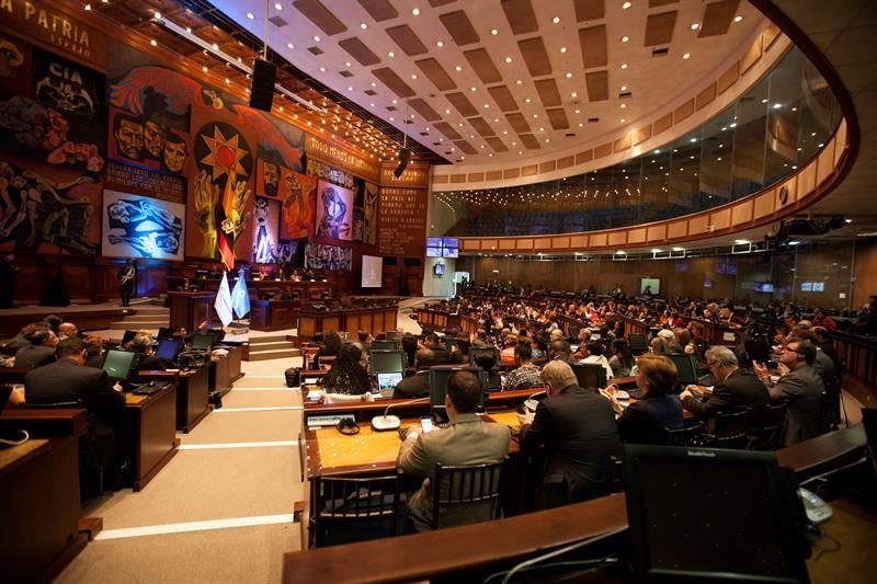 Asamblea del Ecuador vuelve a rechazar La Ley de Defensa de la Dolarización