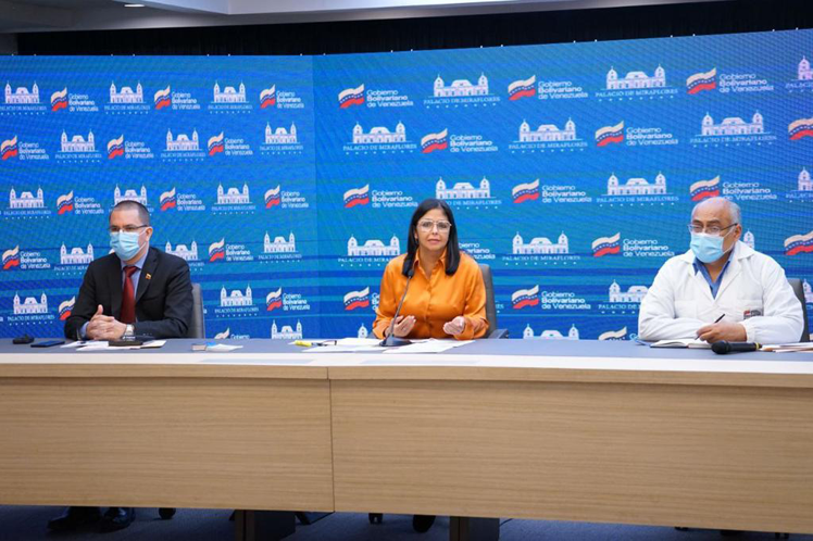 Vicepresidenta venezolana llama a "no relajar las medidas de bioseguridad" durante flexibilización del confinamiento