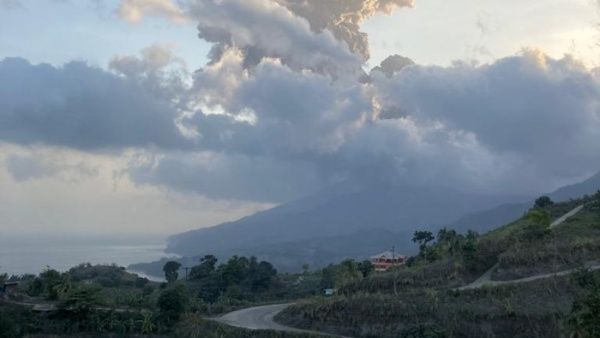 Volcán La Soufriere estalla de nuevo en San Vicente y Granadinas