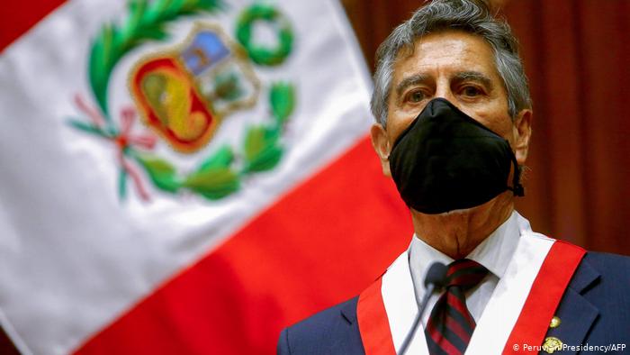  Presidente peruano descarta confinamiento total por rebrote de COVID-19 