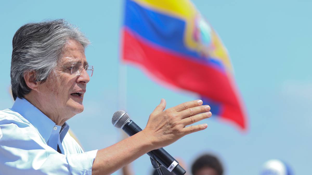 Lasso ante el reto de reactivar economía en Ecuador tras estragos de la pandemia