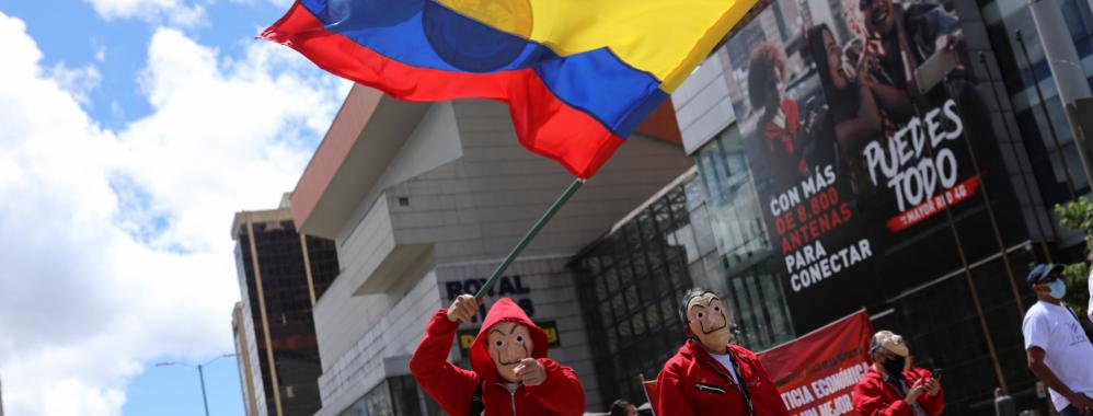 Fitch ve solidez en empresas colombianas para resistir la incertidumbre, pero reconoce impacto en la recuperación