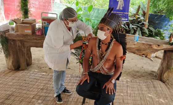 La vacunación contra el COVID-19 de los pueblos indígenas del Amazonas: un objetivo, muchos retos