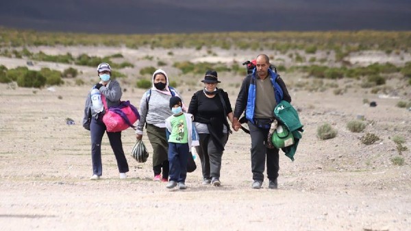 Se agrava la migración en la frontera Bolivia-Chile
