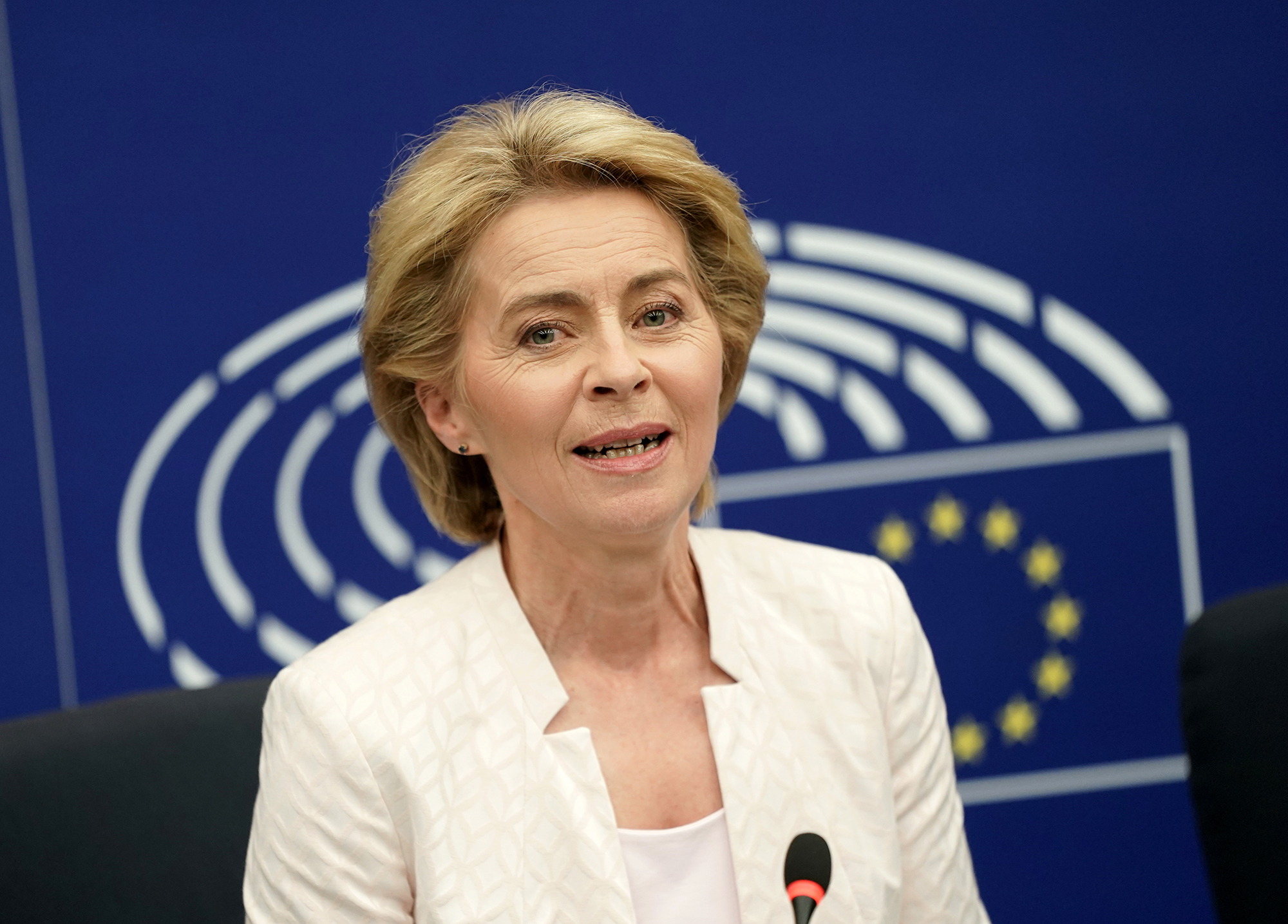 Presidenta de la Comisión Europea inicia gira por Latinoamérica