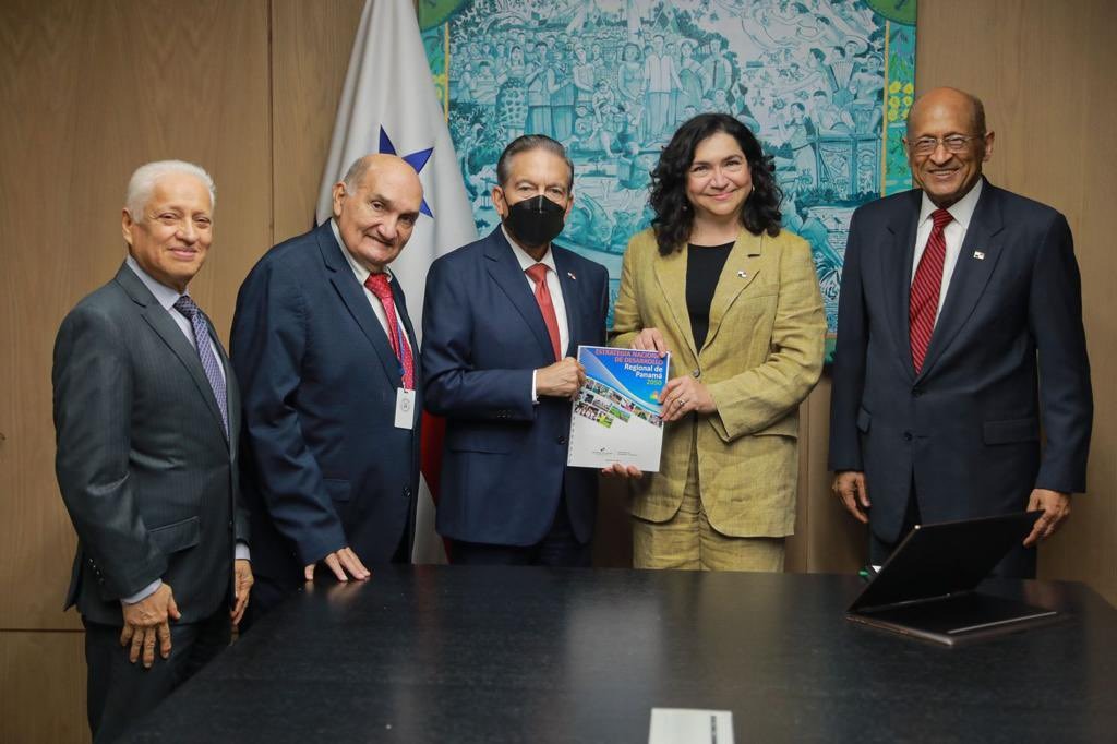 CEPAL entrega propuesta de Estrategia Nacional de Desarrollo Regional Panamá hasta el 2050