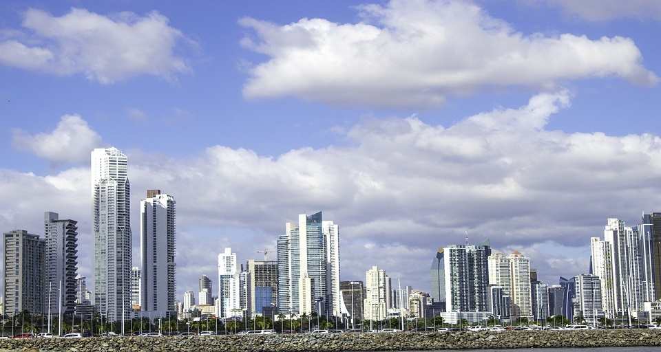 El Gobierno de Panamá eleva a 6 % la previsión de crecimiento económico este 2023