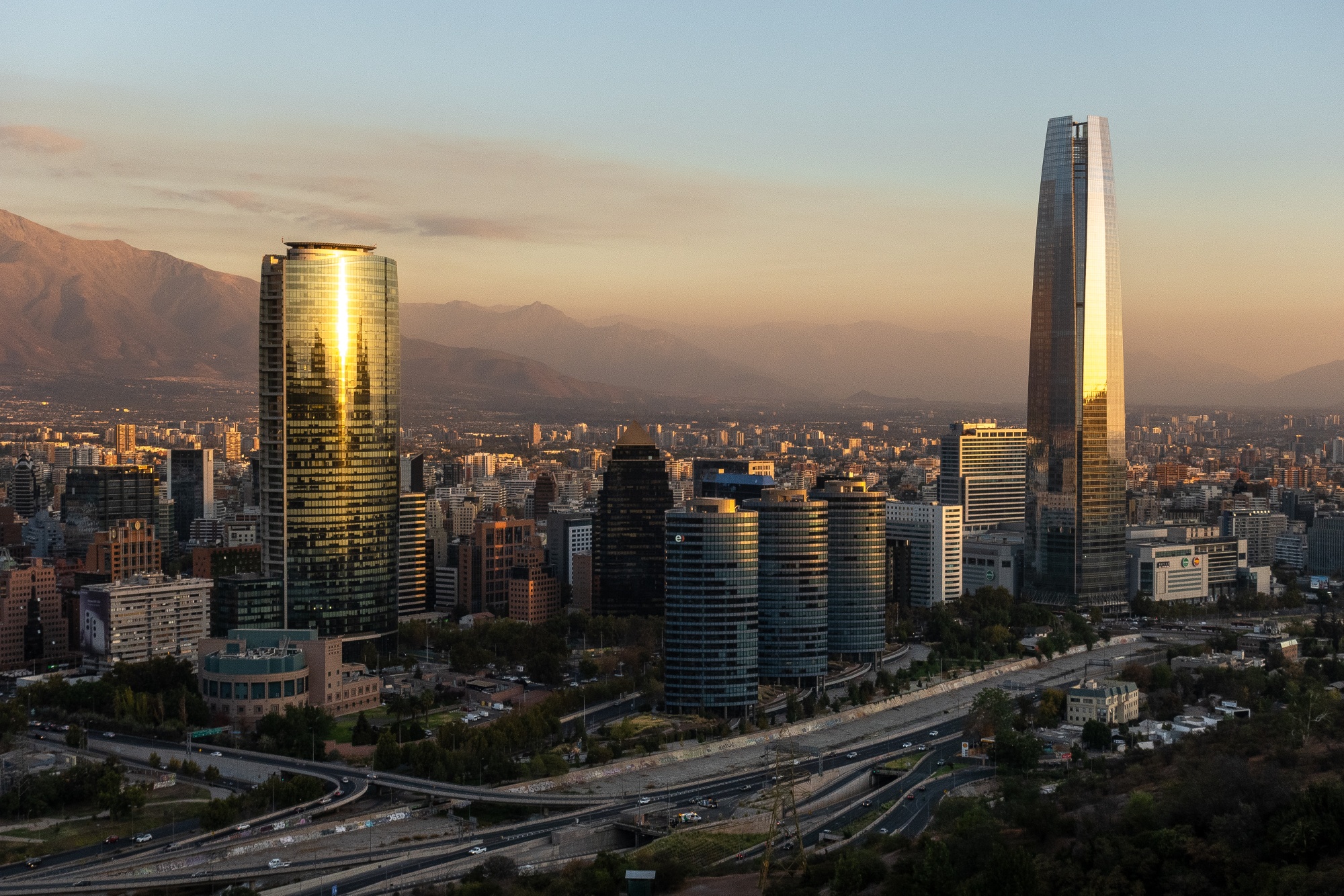 Estudio del Banco Mundial argumenta que la migración puede ser una oportunidad económica para Chile
