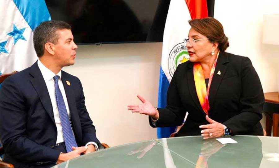 Xiomara Castro y Santiago Peña impulsan agenda conjunta para la integración