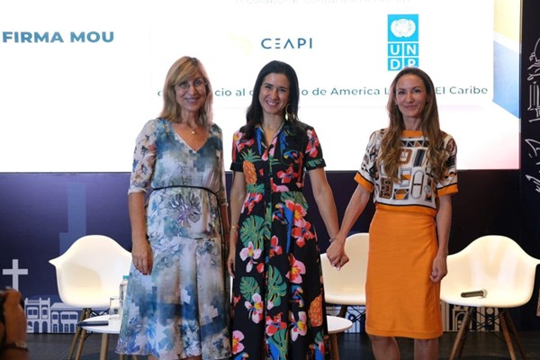 CEAPI y PNUD firman acuerdo para impulsar el desarrollo sostenible y la productividad en América Latina y el Caribe