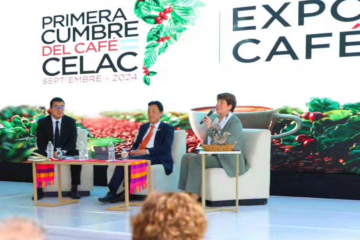 Celac apuesta por el café como motor de desarrollo en primera Cumbre del grano en Honduras