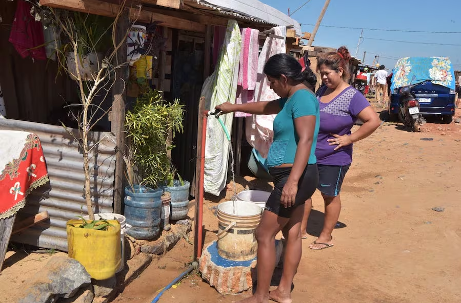 La pobreza en Paraguay se redujo del 51.4 % al 24.7 %