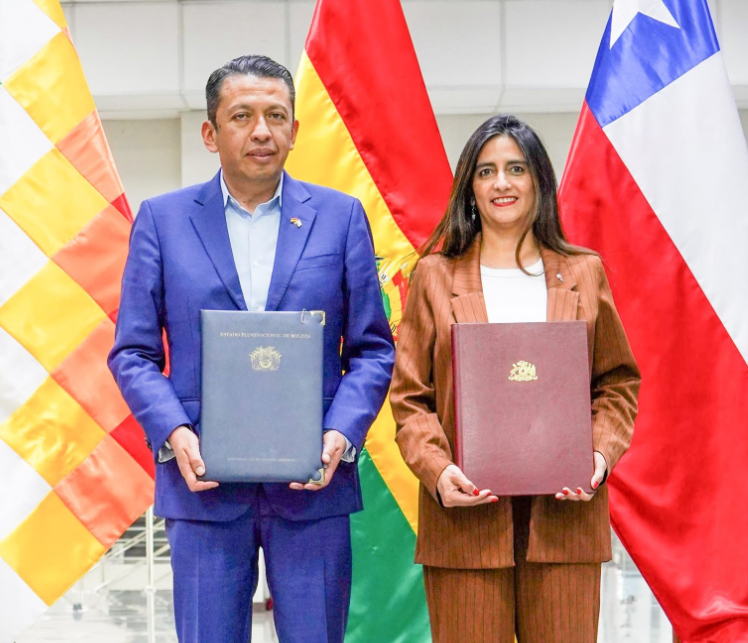 Bolivia y Chile firman acuerdos para profundizar la integración comercial