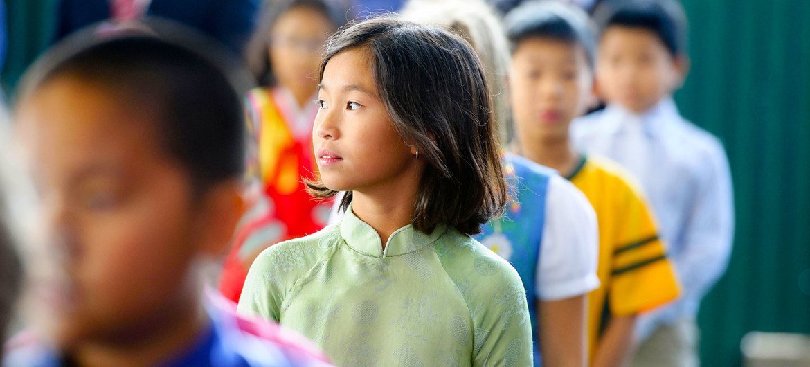 Estudiantes en una escuela de la ciudad de Hanoi, en Vietnam.