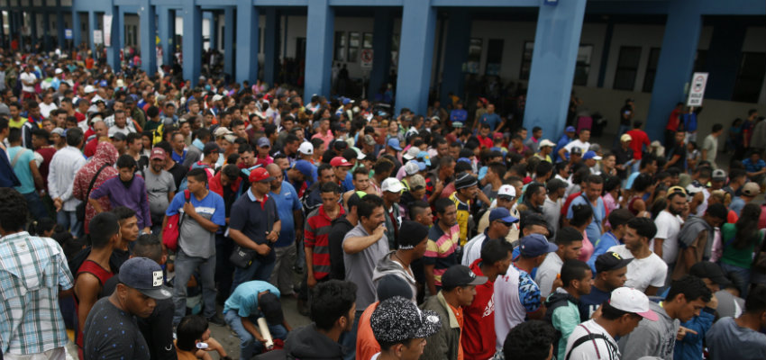 Migrantes Venezolanos En Perú